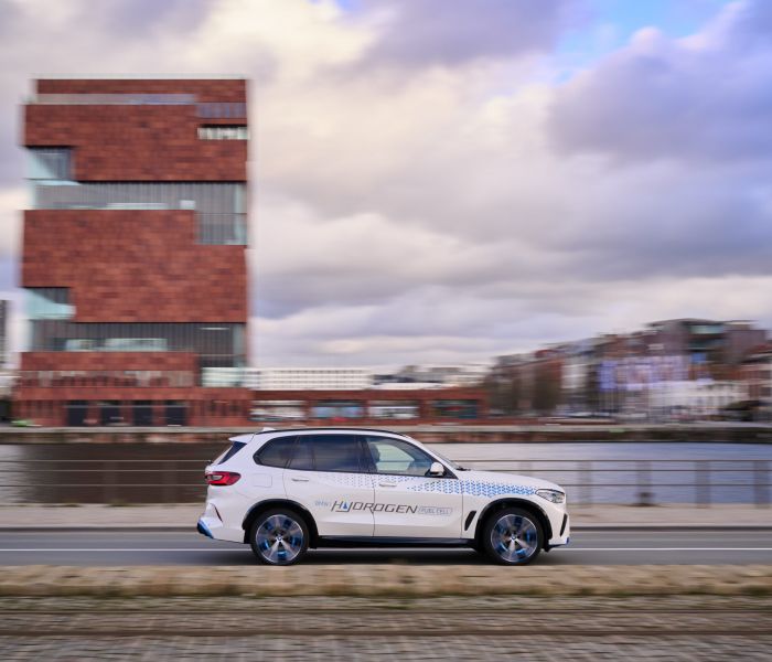 BMW iX5 Wasserstoff: Präsentation und praktische Fahreindrücke. (Foto: BMW Group)