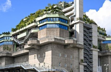 Hamburgs Bunker: Größter öffentlicher Stadtgarten begeistert (Foto: Optigrün international AG)